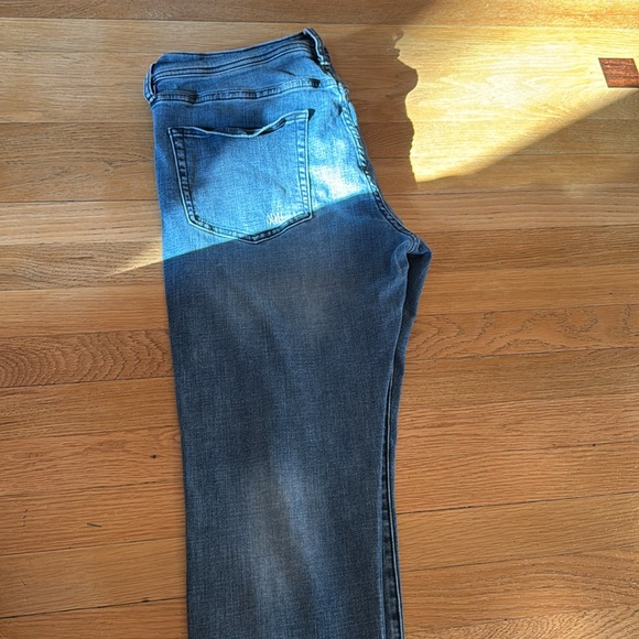 Liverpool Los Angeles jeans, barely worn, size 28/32, tapered leg. - Picture 4 of 6
